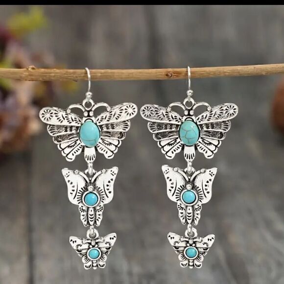 Vintage style turquoise butterfly earrings - Picture 1 of 10